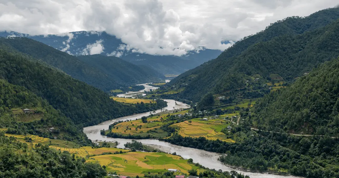 Bhutan Records 12% Growth in FDI Projects in 2024, Hotel Sector Leads Investment